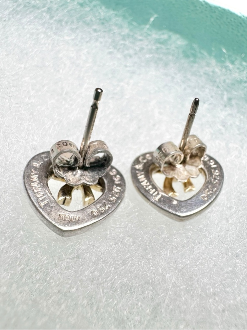 Tiffany & Co. Engraved 925 Silver Heart & 18K Gold Bow Stud Earrings Set w.Box - Picture 4 of 13
